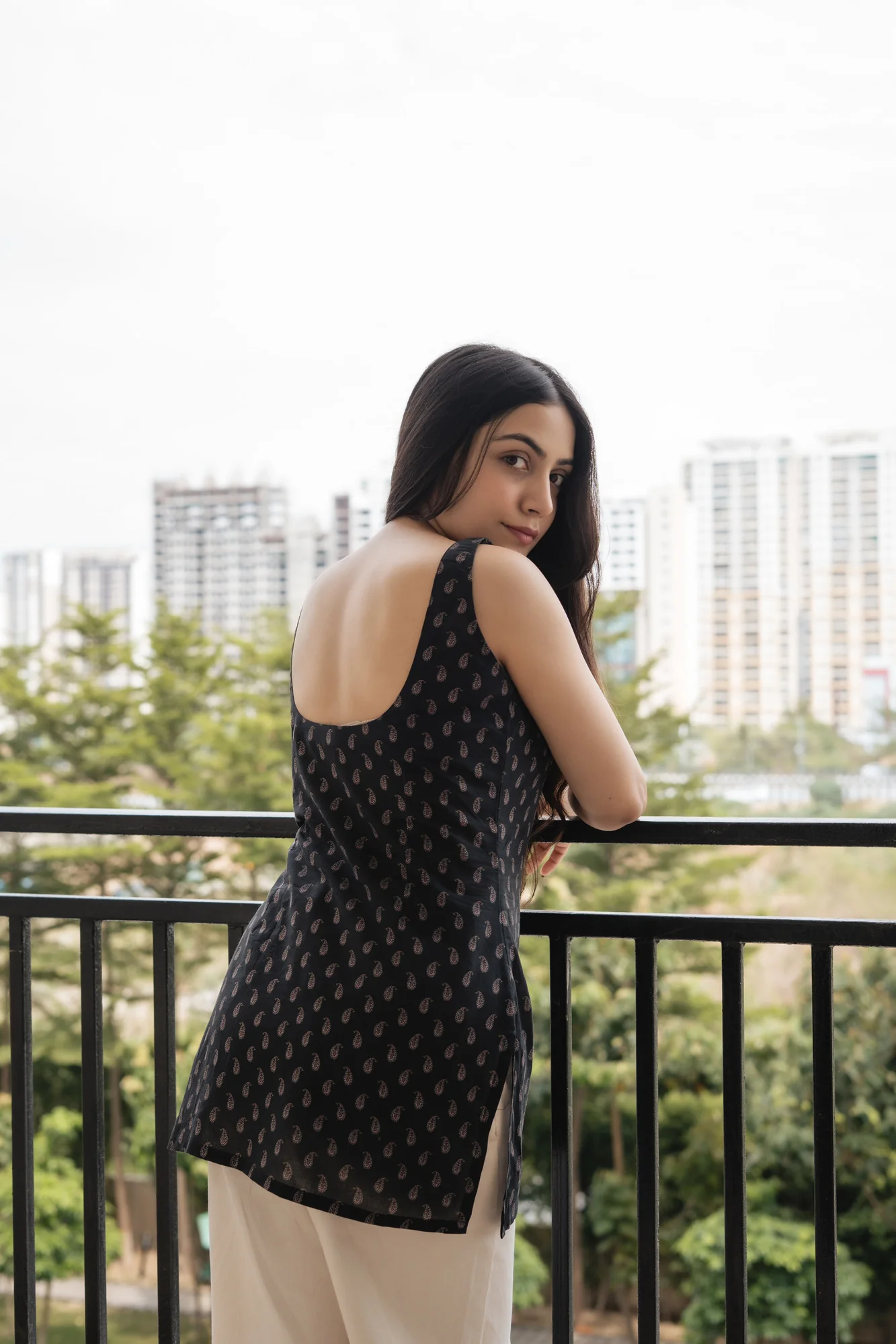Saanjh Short Kurti - Image 3