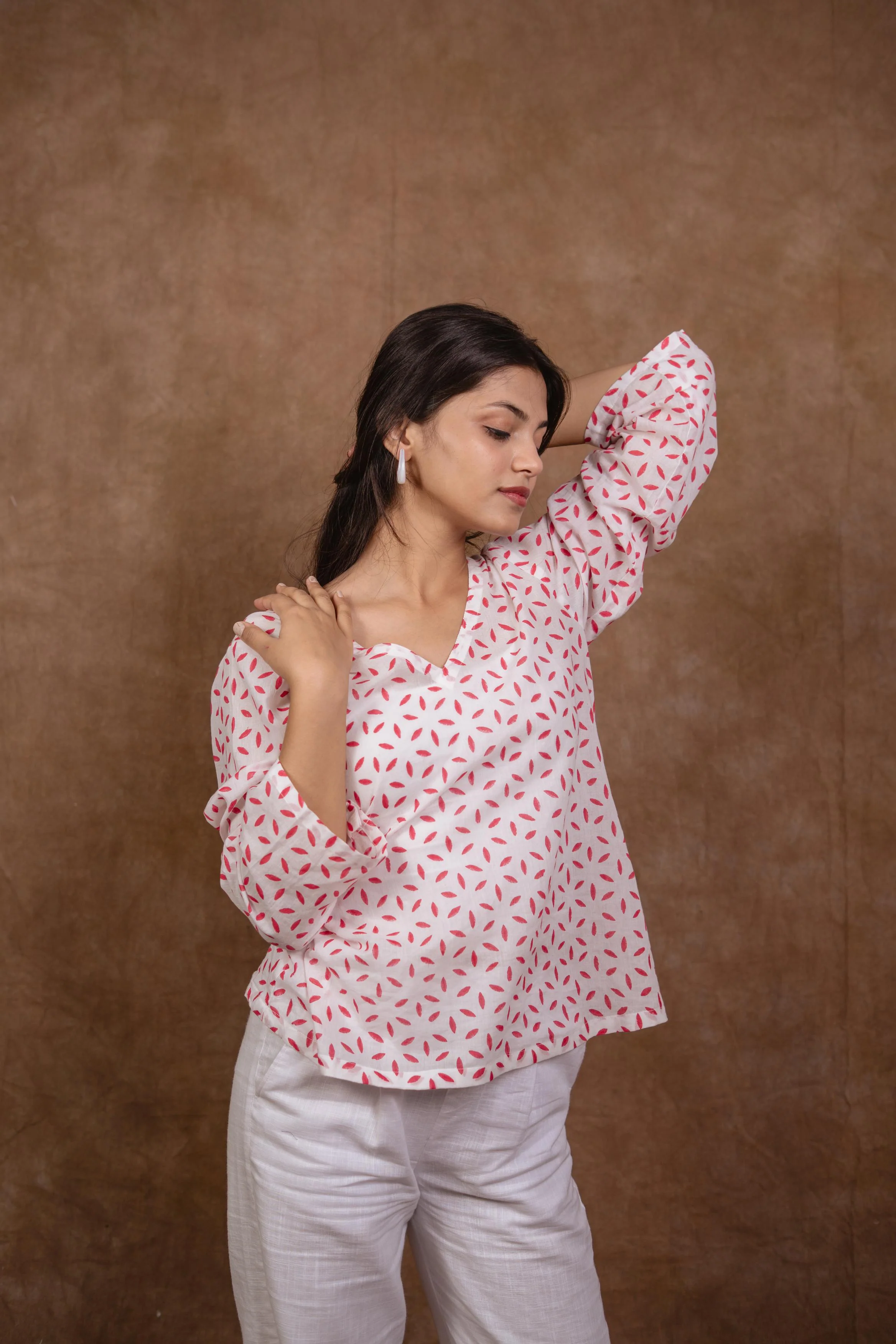 Kana Mul oversized top - Image 4